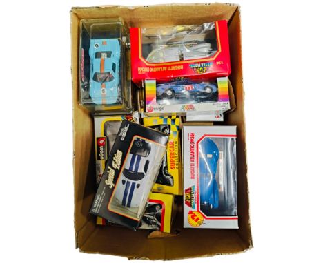 BOX LOT OF MODEL CARS ETC 