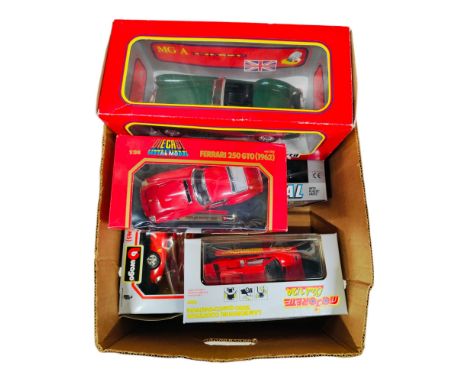 BOX LOT OF MODEL CARS ETC 