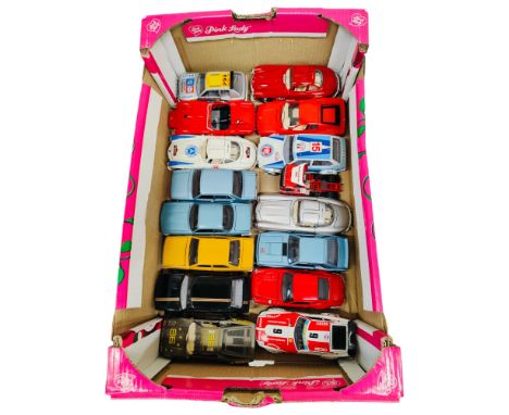 BOX LOT OF MODEL CARS 