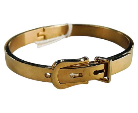 BELT BANGLE 