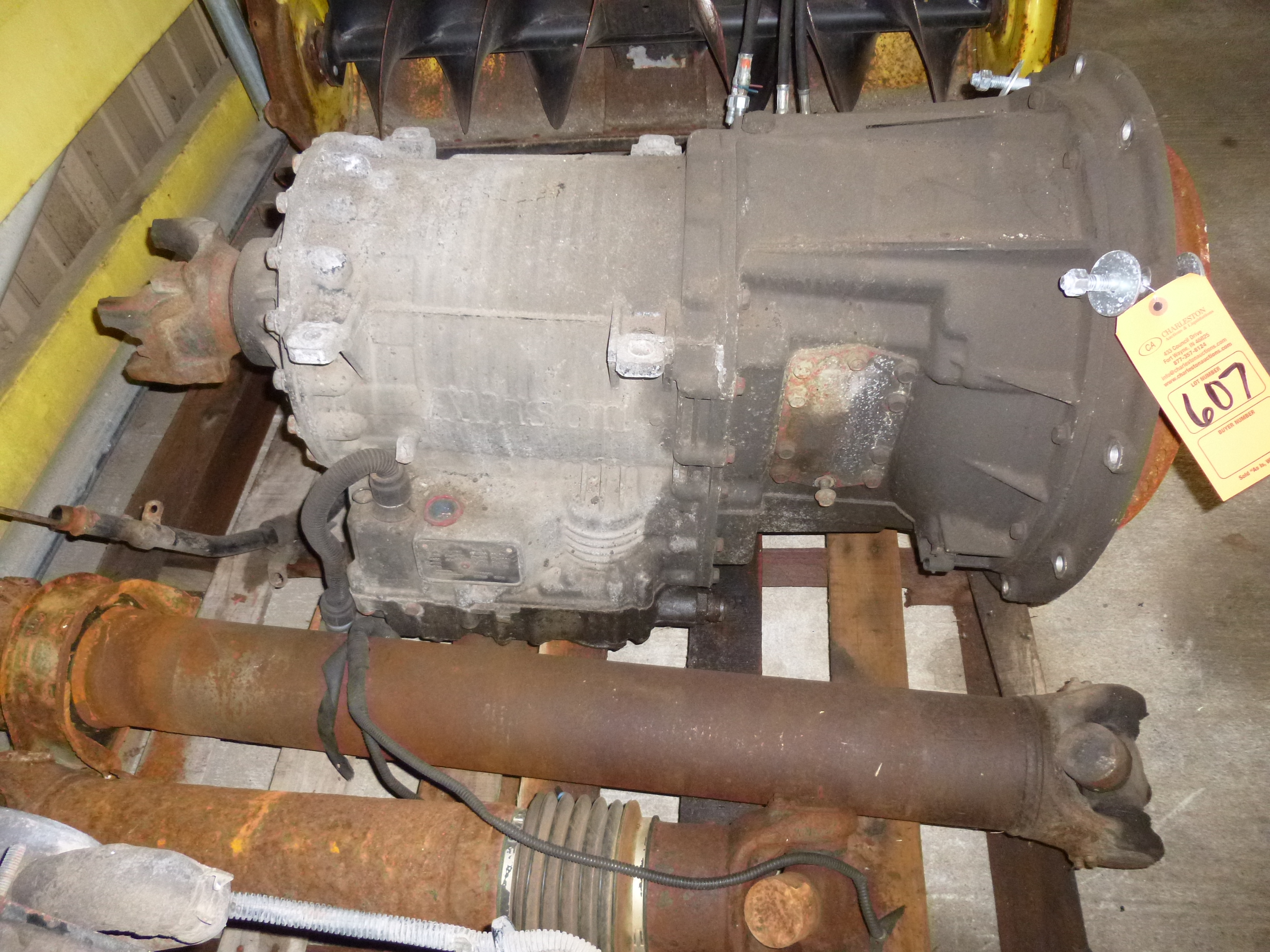 Allison Transmission with drive shafts