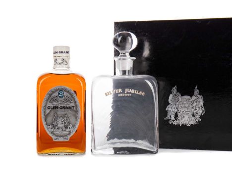 GLEN GRANT 1952 25 YEAR OLD SILVER JUBILEE AND DECANTER SETSingle malt.Glen Grant was the first distillery in Scotland to hav