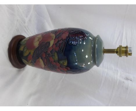 LARGE MOORCROFT TABLE LAMP DECORATED IN THE SALLY TUFFIN FINCHES PATTERN