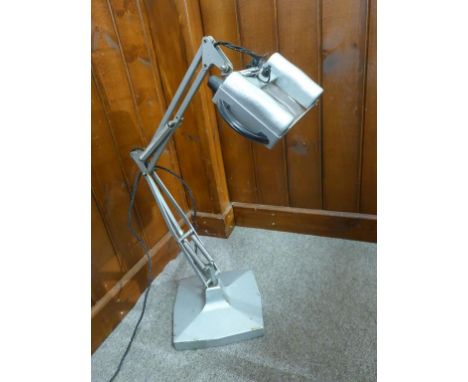 VINTAGE HEAVY ENGINEER'S ANGLEPOISE LAMP WITH MAGNIFYING LENS 