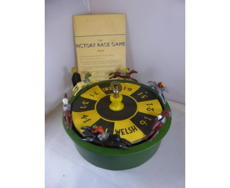 VINTAGE VICTORY RACE HORSE RACING GAME IN ORIGINAL BOX WITH RULES