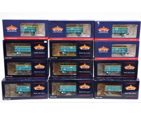 Twelve 00 gauge Bachmann boxed scrap wagons  
