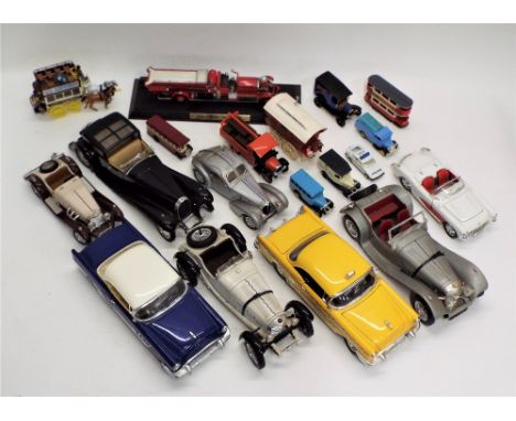 Mixed collection of vehicles, mostly Diecast, various scales 