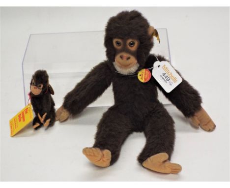 Two Steiff Jocko monkeys, 0020/25 and small 9 cm monkey