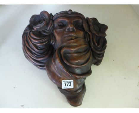 A cast plaster Art Nouveau style wall pocket - Width 32 cm 