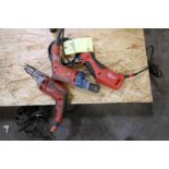 LOT OF RIGHT ANGLE DRILLS (3), MILWAUKEE, 110 v.