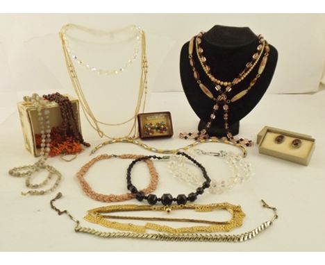 A GOOD SELECTION OF 1930's AND LATER COSTUME JEWELLERY including; pendants, enamel brooches, earrings etc. 