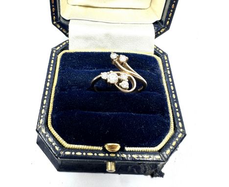 9ct gold clear stone ring 2.5g