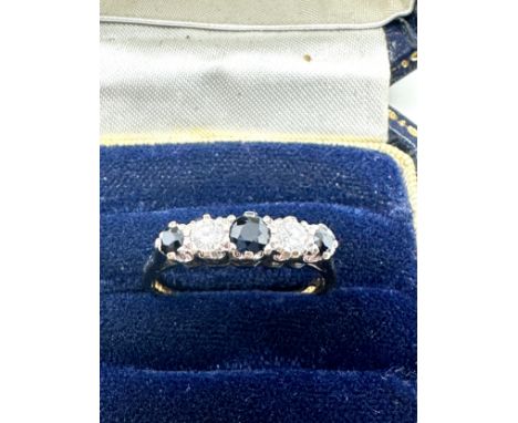 18ct gold diamond &amp; sapphire  ring (2.7g)