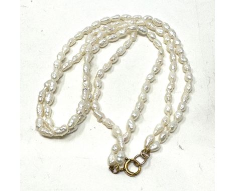 9ct gold clasp cultured pearl double strand necklace (17.5g)