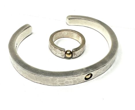 9ct gold and silver minimalist bangle and ring set 39g)