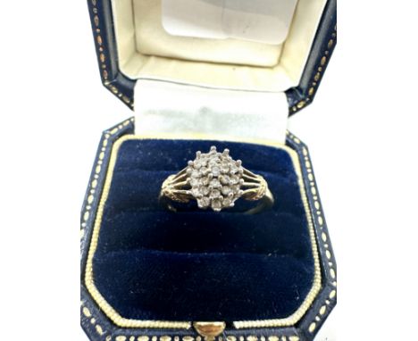 9ct gold diamond ring (2.8g)