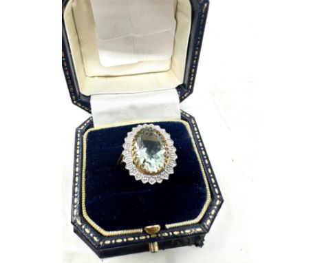 9ct gold diamond & prasiolite  ring (3.2g)