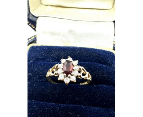 9ct gold garnet &amp; clear stone ring 1.3g