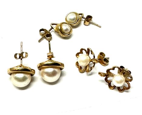 3 x 9ct gold paired cultured pearl stud earrings (4.7g)