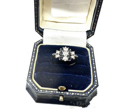 9ct gold sapphire and diamond cluster dress ring (1.7g)