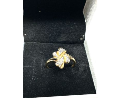 9ct gold diamond ring 2.1g