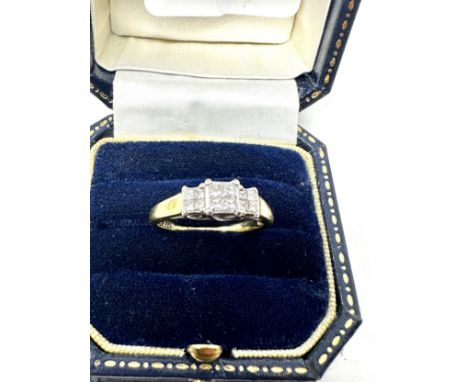18ct gold diamond ring (3.6g)
