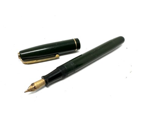 Vintage watermans 14ct gold nib fountain pen