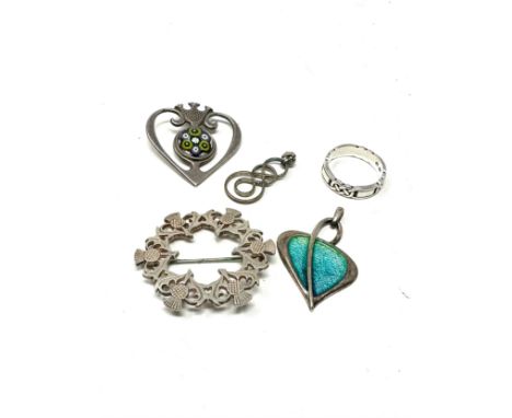 5 X .925 Scottish/Celtic Jewellery Including Malcom Gray And Ola Gorie (31g)