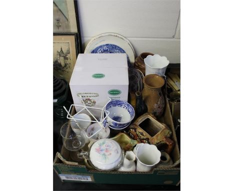 Four Portmeirion botanic garden glasses in original box, Aynsley vases, pair of Spode Italian pattern breakfast cups and sauc