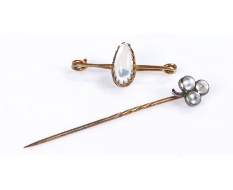 Moonstone stick pin, together with a moonstone brooch, (2)