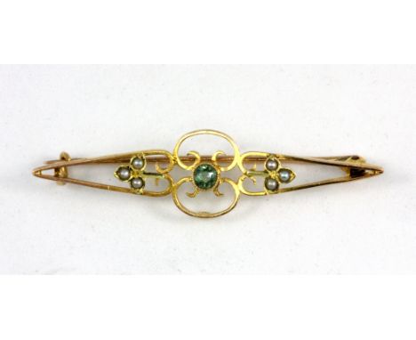 An 18ct yellow gold pearl and green tourmaline bar brooch, L. 5cm.