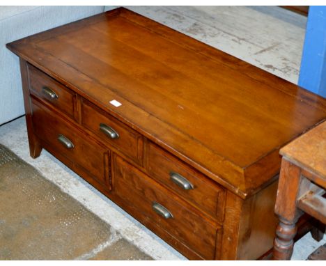 MODERN MAHOGANY COFFEE TABLE WITH STORAGE DRAWERS     