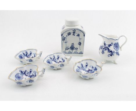 Set of 4 19thC Meissen Onion pattern Leaf shaped Salts of Blue Under-glaze decoration, Meissen Blue &amp; White Cream Jug and