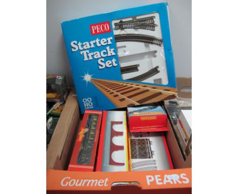 A 'OO' Scale Peco Starter Track Set, (some items missing), a Hornby Track Pack (Complete), Hornby Viaduct, Hornby Elevated Pi