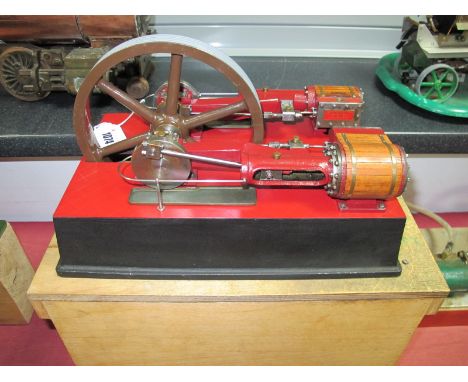 A Twin Cross Compound Horizontal Slide Valve Steam Engine, with 1½ inch stroke, 7 inch centre mounted grooved flywheel, 1½ in