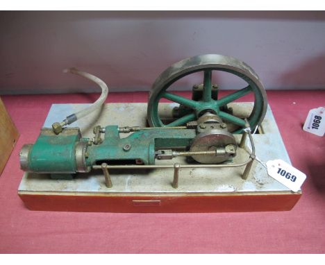 A Model of a Horizontal Live Steam Engine, by Southworth Engines of Chesterfield, single cylinder of 1.5 inch stroke, disc cr