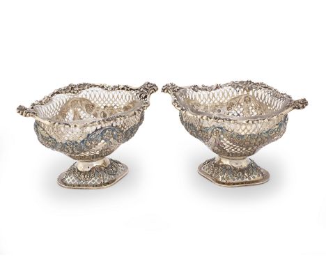 A pair of Edwardian silver dishesD&amp;J Welby, London 1908 Oval form, with pierced sides and clear glass liners, height 11cm