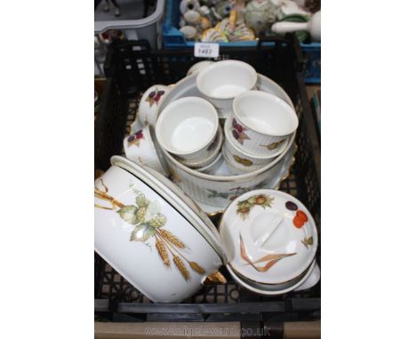 A quantity of Royal Worcester 'Evesham' china including Vegetable Dish and lid, small lidded Dish, large Flan Dish, Souffle D