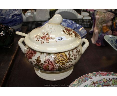 A large Royal Crownford Staffordshire Soup Tureen in Charlotte design, complete with ladle