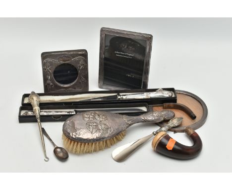 ASSORTED ITEMS, to include a silver cherub embossed hair brush, hallmarked Birmingham, two boxed silver handled bread knives,