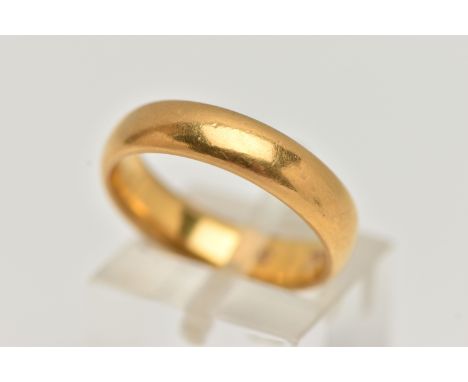 A 22CT GOLD BAND RING, polished band, approximate band width 4.8mm, hallmarked 22ct London, ring size N, approximate gross we
