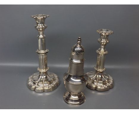 Silver plated bulbous formed sugar caster with stepped finial, together with a pair of silver plated reeded design telescopic