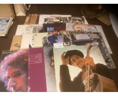 Records : BOB DYLAN - great collection of albums - conditions good - a few modern 180g within (16)