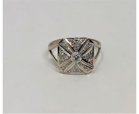 An 18ct white gold diamond set ring, size V. With certification. 