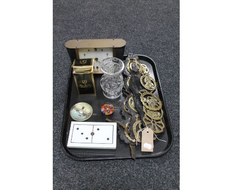 A tray containing mid 20th century mantel clock, boxed Edinburgh crystal liqueur glass, glass paperweights, cased dominoes, h