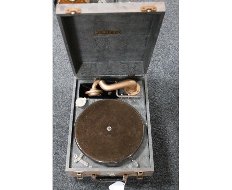 An early 20th century Wondertone table top record player 