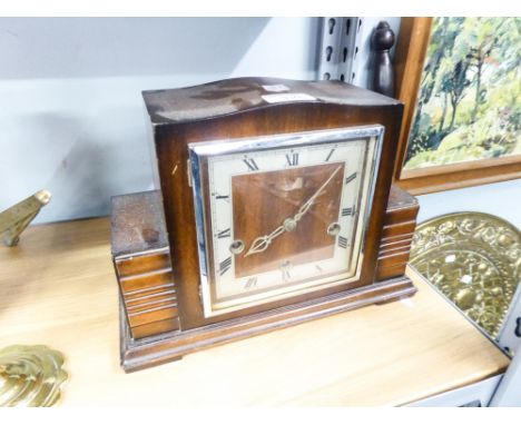 VICTORIAN COPPER BED WARMING PAN WITH TURNED WOOD HANDLE, EMBOSSED BRASS PLAQUE CENTRED WITH A STAG ROYAL PAIR LARGER BRASS P