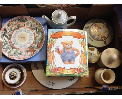 BOX OF POTTERY ND PLATES    LTI