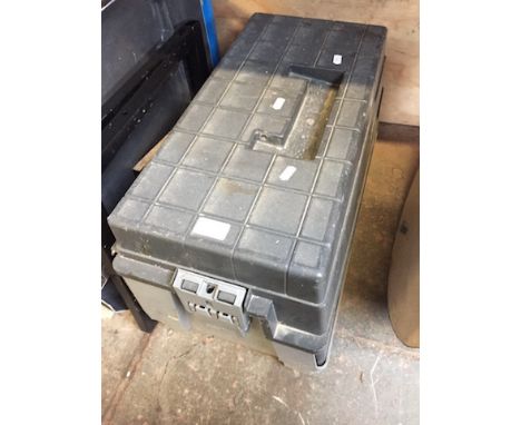 TOOL BOX
