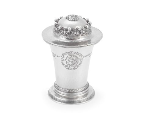 OMAR RAMSDEN &amp; ALWYN CARR: a silver christening cup and coverLondon 1915 The cover with broad rim and centred with a high